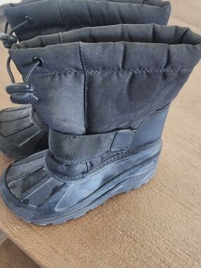Black Kids Snow Boots - Insulated Waterproof Style